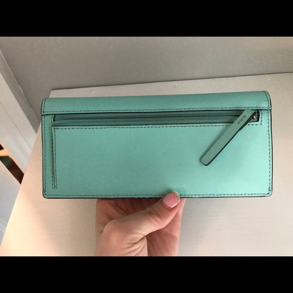 Kate Spade wallet - Picture 4 of 4
